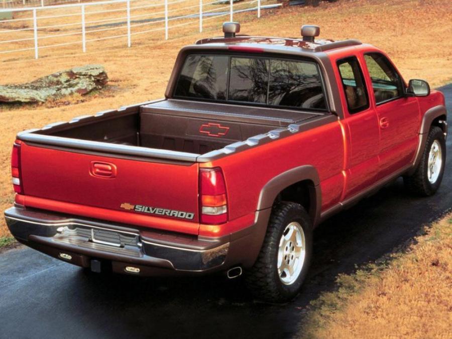  Chevrolet Silverado Show Truck 1999 года  (фото 2 из 2)